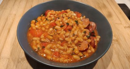 Cover image for Beans & Tomatoes