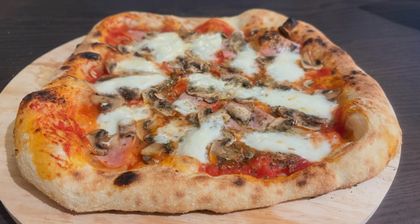 Cover image for Napolitan Pizza (+ express version)